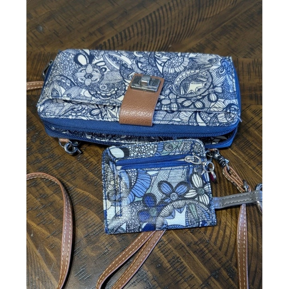 Sakroots Wallet Card Holder Crossbody Phone Slot Change Purse Wristlet